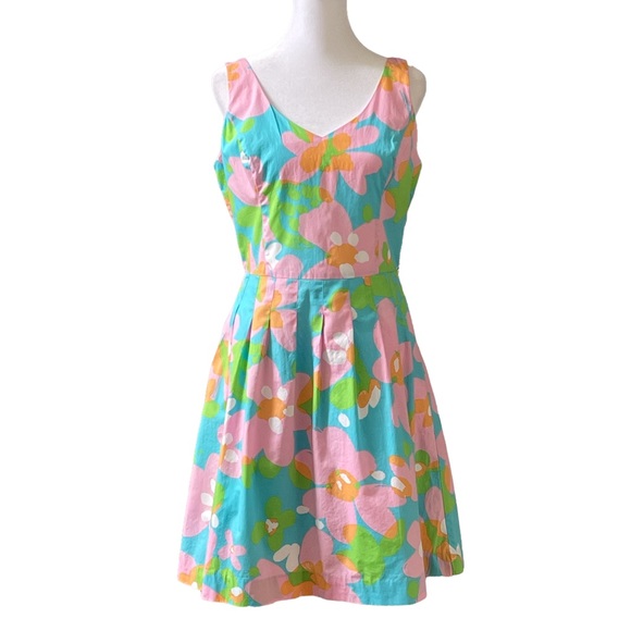 Lilly Pulitzer Floral Dress - Picture 3 of 15
